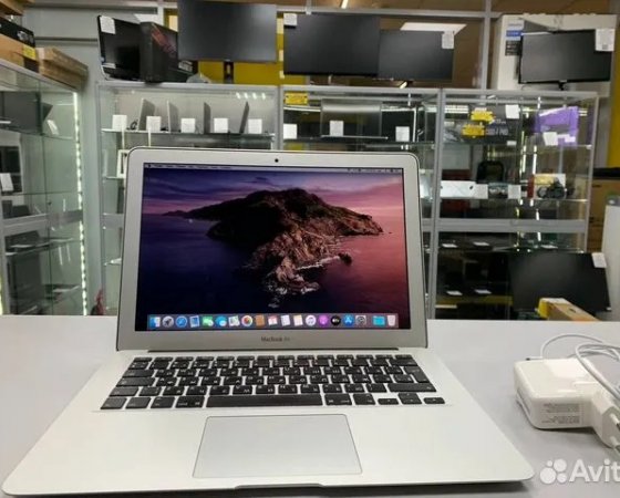 Apple MacBook Air A1466 2012г. Core i5/ SSD
