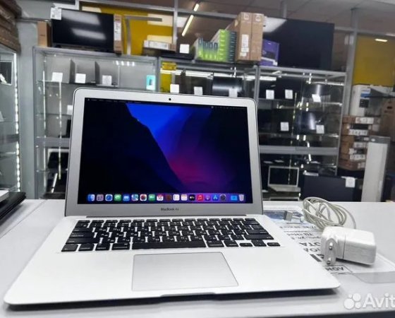 Apple MacBook Air A1466 2015г. Core i5/ SSD