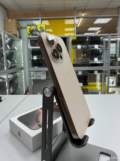 iPhone 16 Pro, 256 ГБ, SIM + eSIM