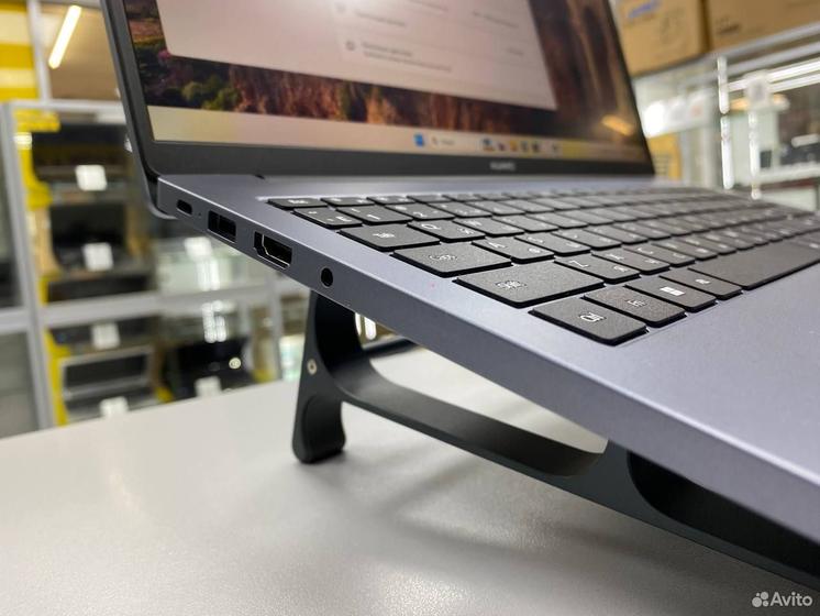 Ноутбук Huawei Core i5-13 8 ядер/ Ram 16Gb/ SSD