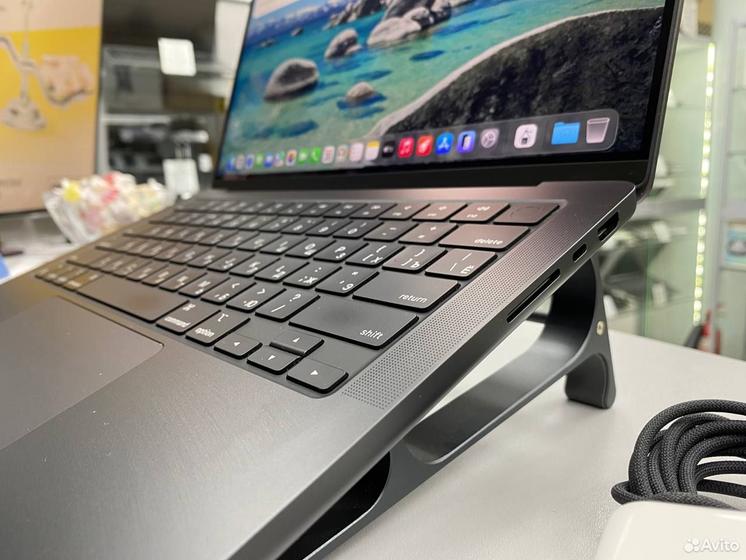 Apple Macbook Pro 2023г. A2992 M3 Pro/ Ram 18Gb