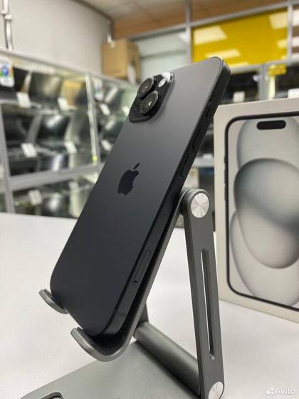 iPhone 15, 128 ГБ, SIM + eSIM