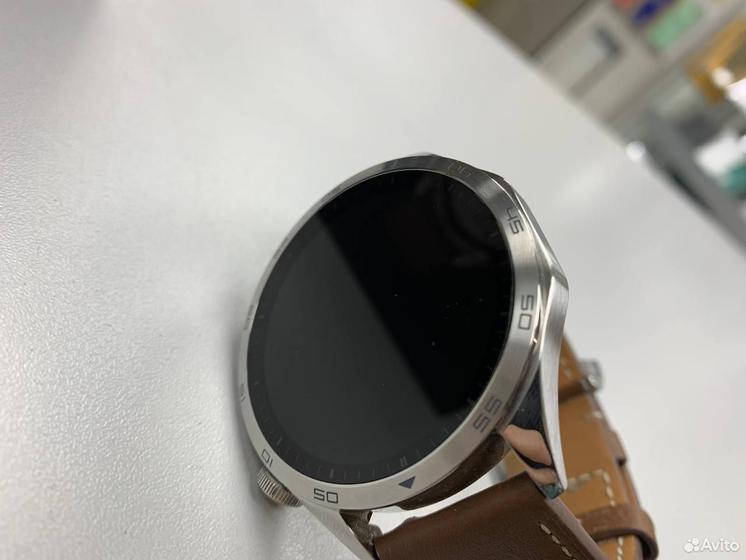 Часы Huawei Watch GT 4