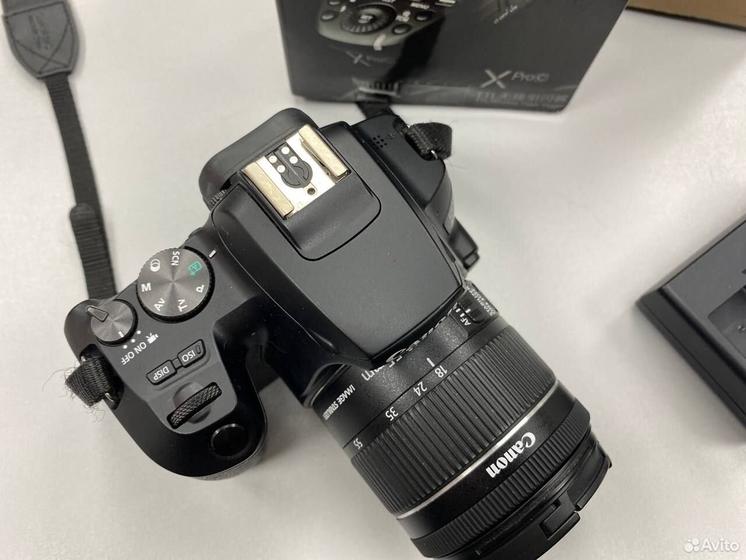 Canon EOS 250D Kit 18-55mm IS STM