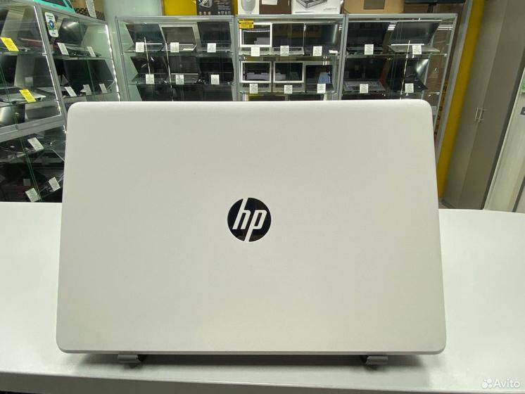 Ноутбук HP 15-rb067ur AMD A4-9 2.5Ghz/ SSD 240Gb