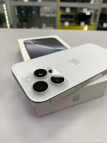 iPhone 16 Pro, 256 ГБ, SIM + eSIM