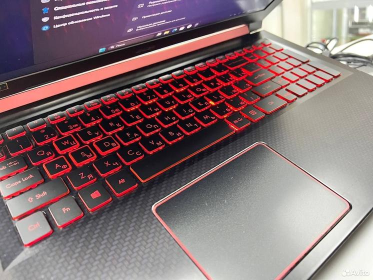 Ноутбук Acer Core i5-8300H 4.0GHz/ GTX 1050 4Gb