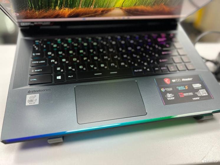 Ноутбук MSI GE66 Raider Core i7 6 ядер/ RTX 2070 8