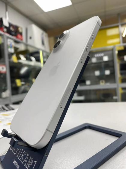 iPhone 17, 256 ГБ, SIM + eSIM