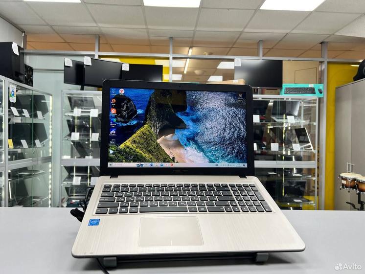 Ноутбук asus X540SA-XX004T Intel/ SSD