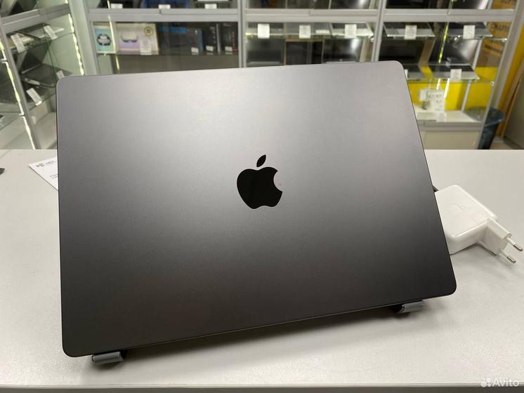 Apple Macbook Pro 2023г. A2992 M3 Pro/ Ram 18Gb