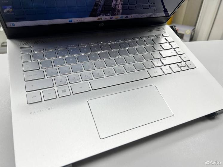 Ноутбук HP Pavilion