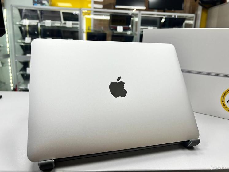 Apple Macbook 12 A1534 2016г. Ram 8Gb/ SSD 256Gb