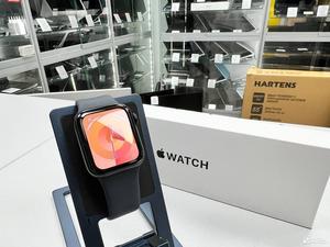 Apple Watch SE 40 мм (2-го поколения)