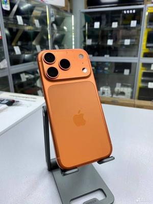 iPhone 17 Pro, 256 ГБ, eSIM